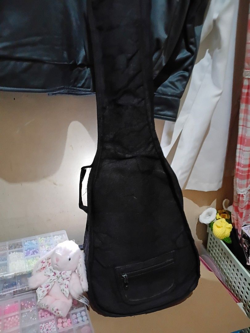 Ukulele (Category: Musical Instruments) located in Bamban. Submitted by grumpypebble (Listing ID 1462588532, Image 3). Description: .