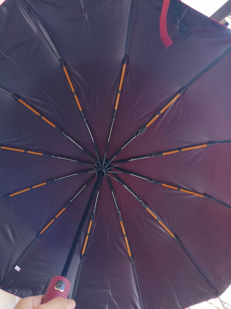 Umbrella/Payong 24-Ribs (Category: Umbrellas) located in Quezon City. Submitted by jjsalvador (Listing ID 1462619267, Image 2). Description: Pwede puntahan Pwede pickup lalamove (COD available) Location: Brgy. Holy Spirit Quezon City.