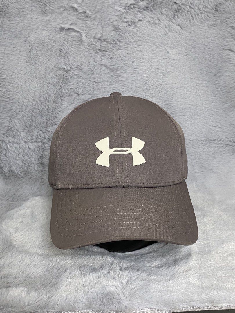 Under armour cap (Category: Caps & Hats) located in Cebu City. Submitted by thrift_grail (Listing ID 1462659696, Image 1). Description: As new condition No issue Cebu city📍.