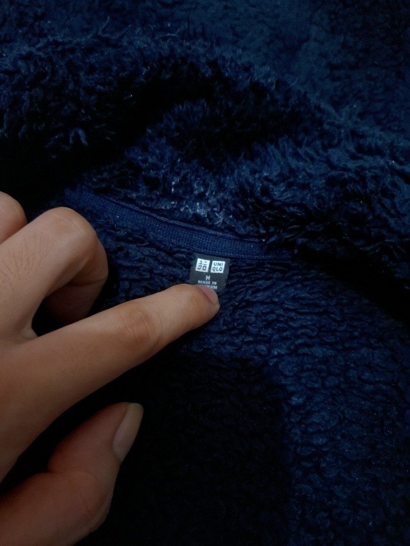 Uniqlo - Fluffy yarn fleece Full-zip jacket (Category: Coats, Jackets and Outerwear) located in Cabuyao City. Submitted by tav.s (Listing ID 1462589901, Image 3). Description: Uniqlo - Fluffy yarn fleece Full-zip jacket Color - Blue Size - Medium on tag Shoulder width : 19 inches Sleeve length : 23.5 inches Chest width : 21.5 inches Body Length : 26 inches -Good used condition : nice colors, no stains. MOP: GCash (Payment first) Location: Cabuyao