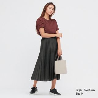(Category: ) located in . Submitted by qlothingmanila (Listing ID 1462535068, Image 1). Description: .