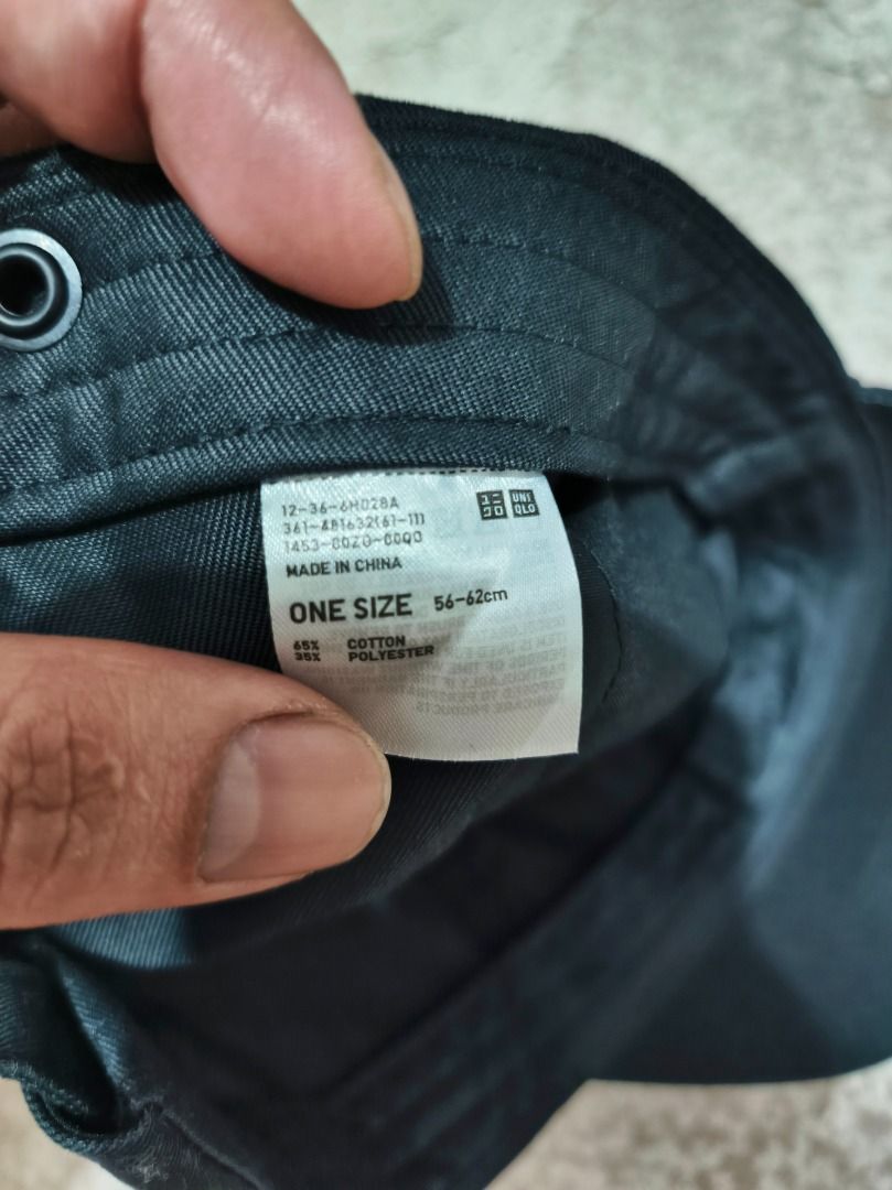 Uniqlo Black Cotton Polyester Cap One Size (Category: Caps & Hats) located in Caloocan City. Submitted by adidaszler (Listing ID 1462600751, Image 3). Description: - Uniqlo Cap - Color: Black - Material: Cotton & Polyester Blend - Size: 54-56cm - Design: Simple & Classic - Perfect for everyday wear.