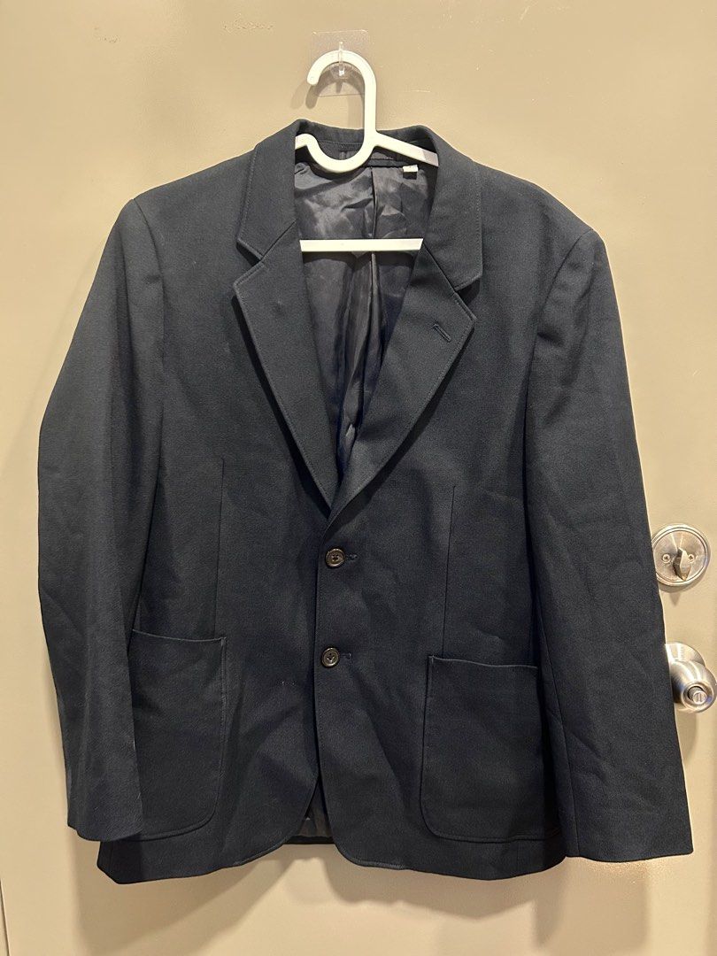 Uniqlo Comfort Jacket Navy Small (Category: Coats, Jackets and Outerwear) located in Quezon City. Submitted by k.srn17 (Listing ID 1462592092, Image 1). Description: Uniqlo comfort jacket / blazer - navy blue Size: Small Dimensions (inches): 19w 24L Condition: Like New No issues Location: Cubao QC Mode of Payment: Gcash, Bank transfer Price negotiable, PM me!.