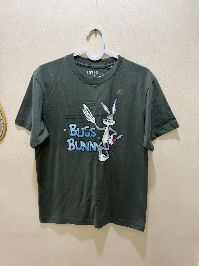 UNIQLO TSHIRT (Category: Tshirts & Polo Shirts ) located in Caloocan City. Submitted by vanityplum (Listing ID 1462521104, Image 2). Description: .