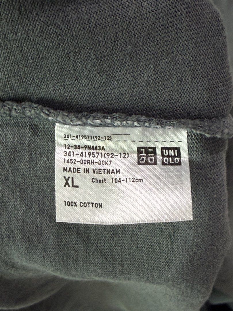 Uniqlo U Gray Shirt (Category: Tshirts & Polo Shirts ) located in Manila. Submitted by heatsneakerstoreph (Listing ID 1462499410, Image 2). Description: Used Once 9.5/10 Condition Size XL RFS: Decluttering .