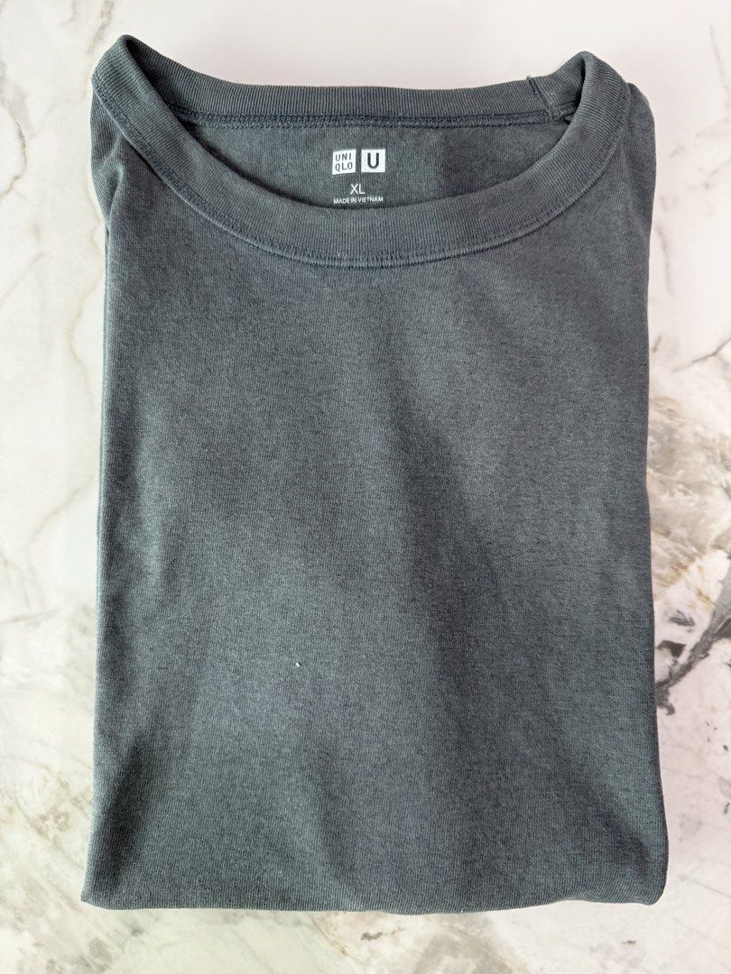 Uniqlo U Gray Shirt (Category: Tshirts & Polo Shirts ) located in Manila. Submitted by heatsneakerstoreph (Listing ID 1462499410, Image 1). Description: Used Once 9.5/10 Condition Size XL RFS: Decluttering .