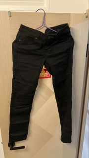 （分類：）位於 。 由 sunflower2100 提交（商品編號 1462444373，圖片 1）。簡介： 。