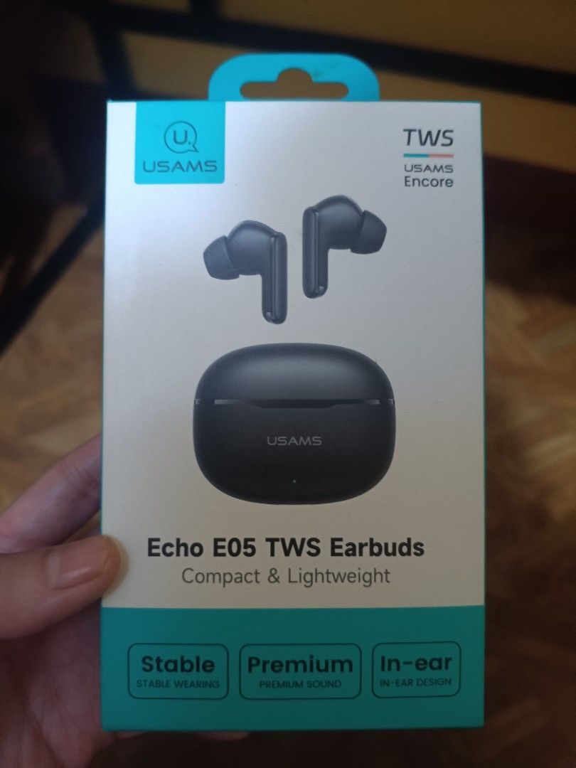USAMS Echo E05 TWS Earbuds (Category: Earphones) located in Paranaque City. Submitted by miss.anica (Listing ID 1462597132, Image 3). Description: - USAMS Echo E05 TWS earbuds - Compact and lightweight design - Stable and secure in-ear fit - Delivers premium sound quality - Perfect for listening while on the move.