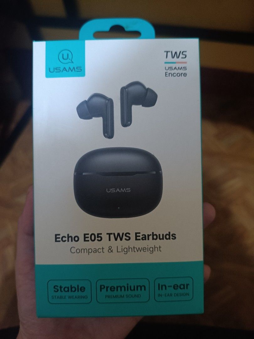 USAMS Echo E05 TWS Earbuds (Category: Earphones) located in Paranaque City. Submitted by miss.anica (Listing ID 1462597132, Image 1). Description: - USAMS Echo E05 TWS earbuds - Compact and lightweight design - Stable and secure in-ear fit - Delivers premium sound quality - Perfect for listening while on the move.