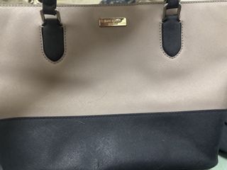 (Category: ) located in . Submitted by scarcity96 (Listing ID 1462616287, Image 1). Description: .