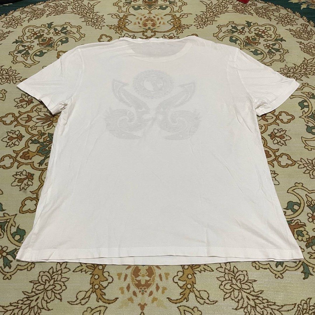 Versace Collection (Category: Tshirts & Polo Shirts) located in Gua Musang. Submitted by beastofclowns (Listing ID 1462657607, Image 2). Description: Size M Pit 19 Length 24.5 Condition got stains Overall good Postage DFOD .
