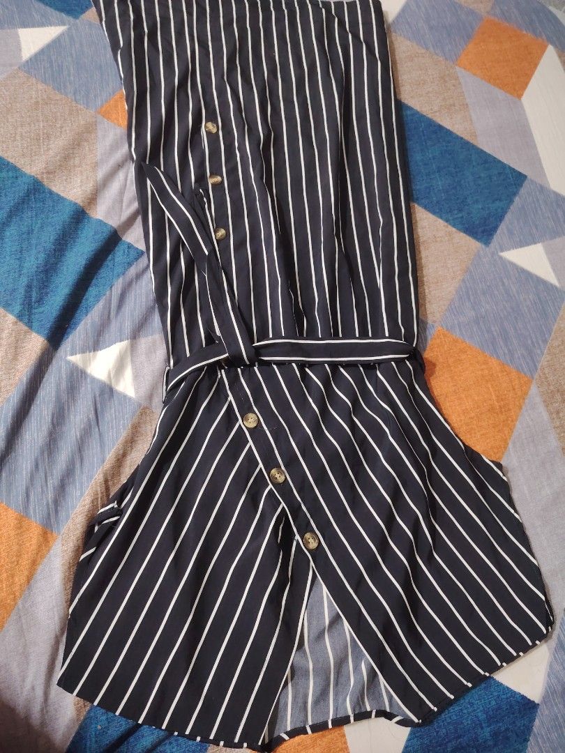 Vertical Stripe Mini Dress (Category: Dresses) located in Quezon City. Submitted by franziana_22 (Listing ID 1462515799, Image 2). Description: .
