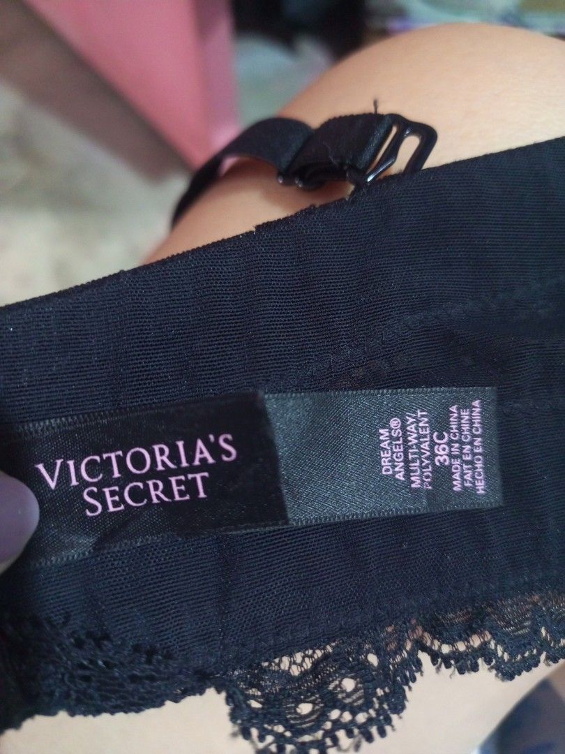 Victoria Secret Lace Bra Size: 36C (Category: Undergarments & Loungewear) located in Navotas City. Submitted by vanilla_sandalwood (Listing ID 1462599708, Image 3). Description: -Brandnew with Tag -Brand: Victoria Secret -Color: Black -Size:36C -Underwire Regular Pads -With Lace design.