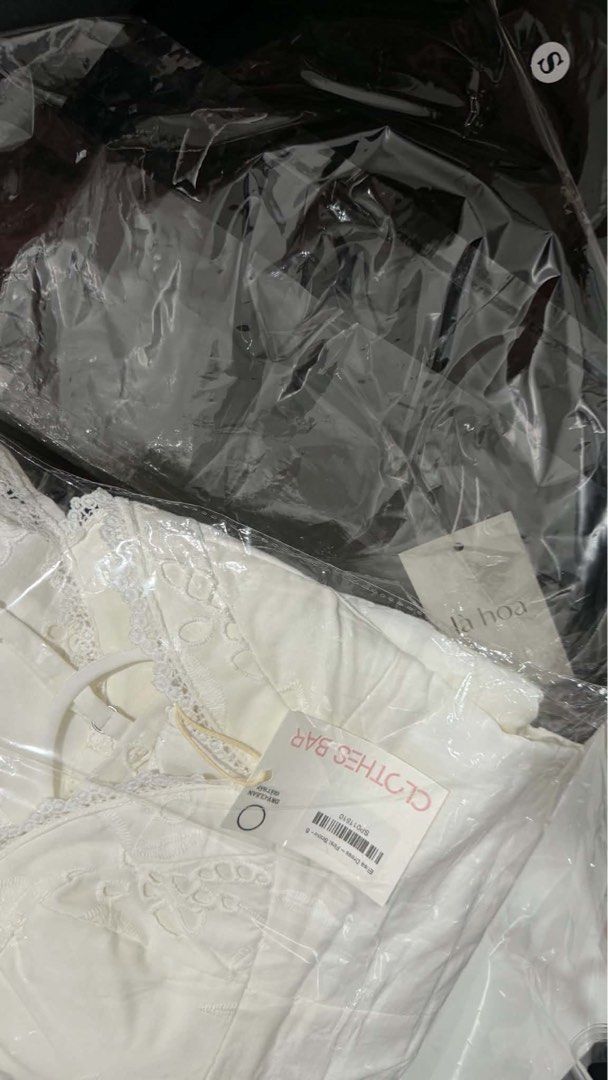 Vietnam Dress (Category: Dresses) located in Las Pinas. Submitted by kattesantiago (Listing ID 1462593464, Image 3). Description: from Vietnam pasabuy. NEVER USED & STILL WITH TAGS RFS: Too small Brand: Clothes Bar (Elisa Dress) Color: White Size: Small BWH: 82, 64, 88.