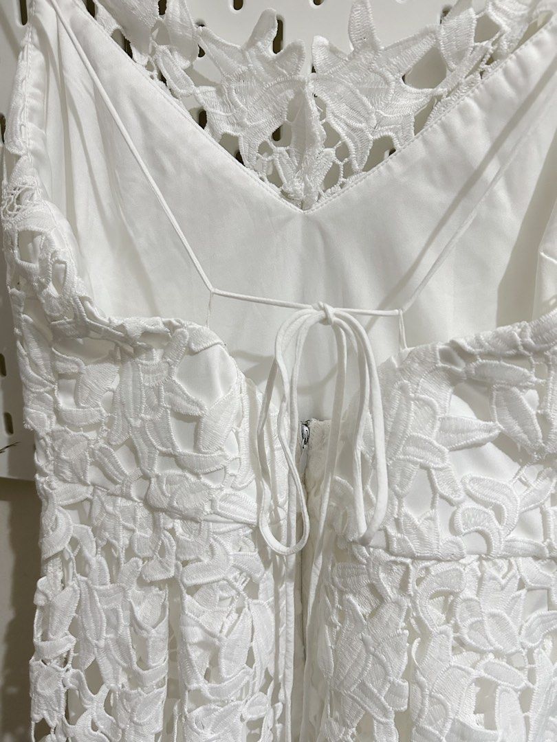 VILA Lace Cami Mini Dress (Category: Dresses) located in Manila. Submitted by maison_marie (Listing ID 1462646698, Image 3). Description: VILA is a Danish womenswear fashion brand from Europe. Details: This was given to me as a gift and has never been worn. Adjustable spaghetti straps Back zipper closure Size/ Medium on tag Brand new and never worn. Washed once to freshen up before listing. Please note that the original tag has been removed. A fe