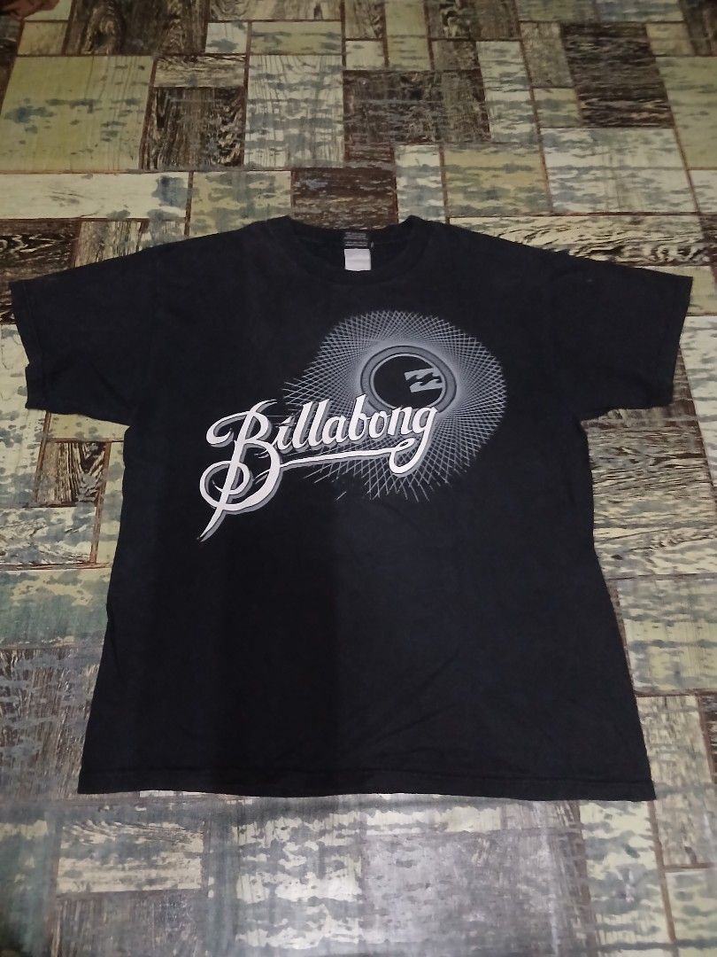 Vintage 2000s Billabong Tee Shirt (Category: Tshirts & Polo Shirts ) located in Manila. Submitted by sendecluttersandsells (Listing ID 1462672403, Image 1). Description: Size: L-XL Dimes: 22x28 Issue: Unknown Stains Loc: Caloocan Ship: J&T Meetup: Monumento, SM Grand, Cloverleaf Mall (SM North, Trinoma Friday or Sunday).