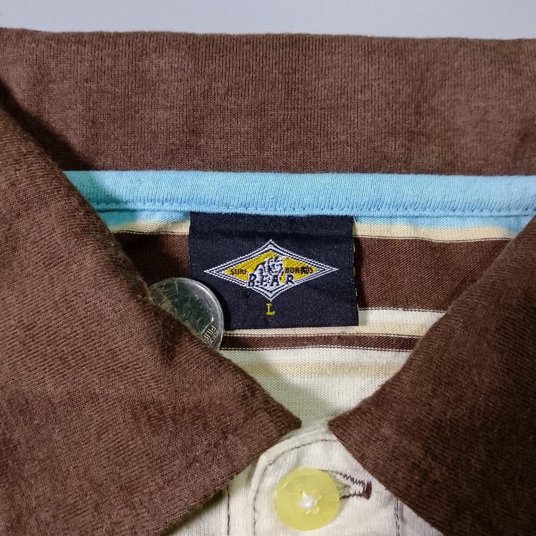 Vintage Bear SurfBoards (Category: Tshirts & Polo Shirts ) located in Taguig. Submitted by 8kthrifter (Listing ID 1462609722, Image 3). Description: Vintage Bear SurfBoards Size : Large Width: 21 Length: 27 Color Rate: 9.5/10 Issue: minor lints,tiny stain (need wash) Excellent Condition.