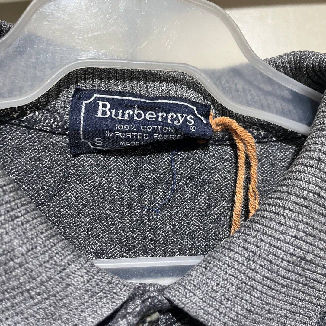 VINTAGE BURBERRY LONGSLEEVE (Category: Coats, Jackets and Outerwear) located in Iloilo. Submitted by wear_it5k (Listing ID 1462668825, Image 3). Description: .