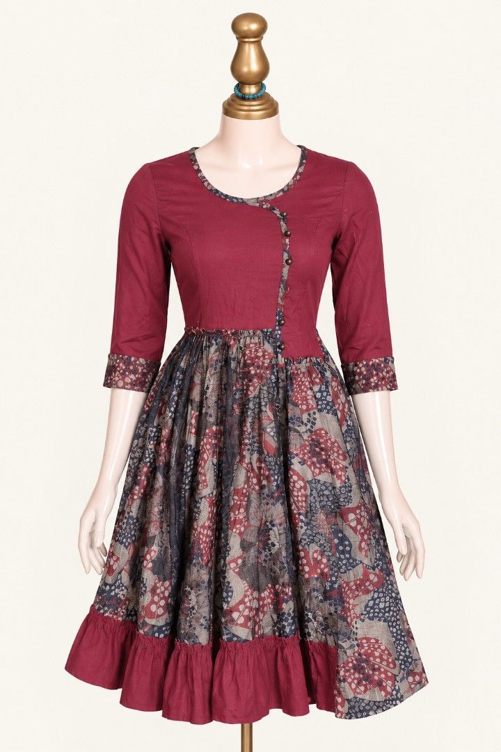 Vintage chinese dress (Category: Dresses) located in Angeles City. Submitted by milovewardrobe (Listing ID 1462446388, Image 2). Description: 32-34 bust 26-27 waist 40 length Missing 1 button (see pic posted) pwedeng replace button or alisin nalang.