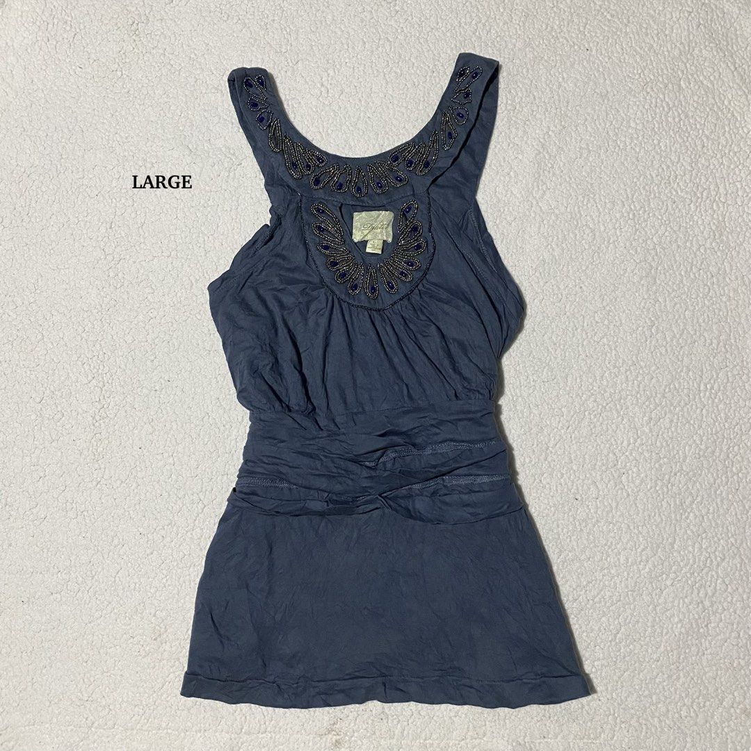 Vintage deletta y2k beaded top (Category: Others Tops) located in Malaybalay. Submitted by thriftfindsbyshei (Listing ID 1462556817, Image 3). Description: -Open for bid- ✧ mine: 150 ✧ steal: 200 ♡ Lock: 250 (au)🧚‍♀️ EOB: September 19 | 6:00PM —need wash —flaw: 1missing bead.