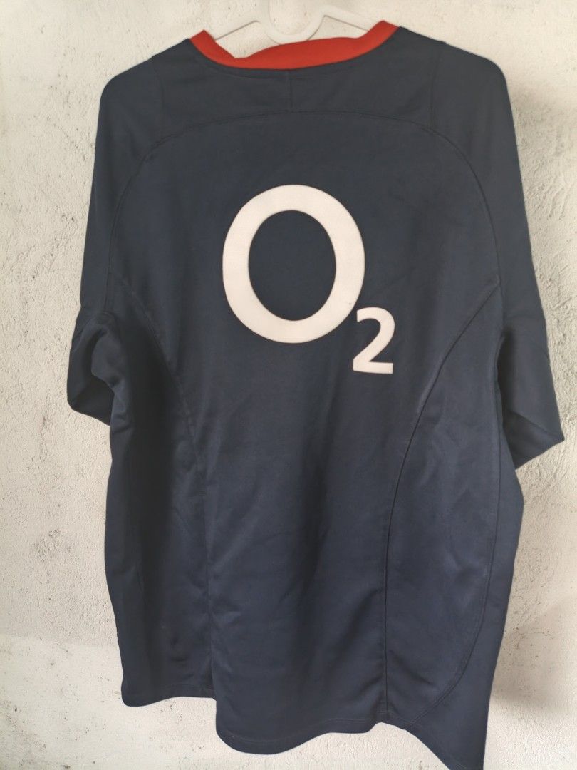 Vintage england rugby jersey (Category: Coats, Jackets and Outerwear) located in Bacolod City. Submitted by freelion-1cc5 (Listing ID 1462670237, Image 2). Description: .