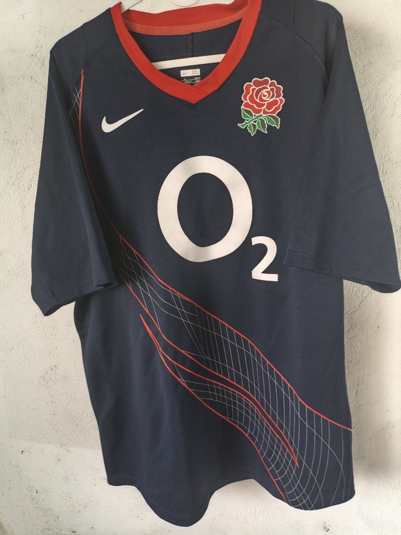 Vintage england rugby jersey (Category: Coats, Jackets and Outerwear) located in Bacolod City. Submitted by freelion-1cc5 (Listing ID 1462670237, Image 1). Description: .