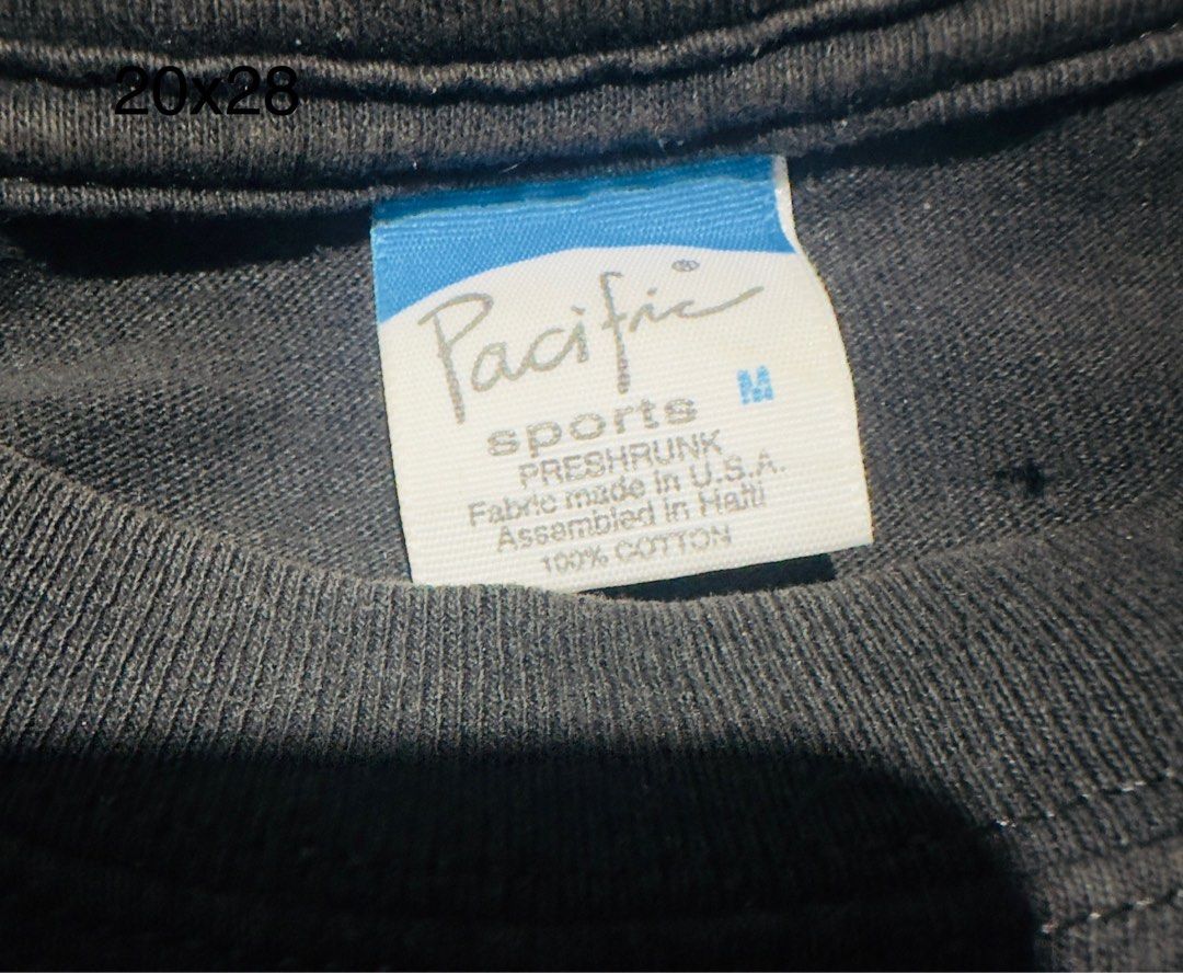 Vintage Metallica “The Unforgiven” Pushead Tee (Category: Tshirts & Polo Shirts ) located in Manila. Submitted by got_loots (Listing ID 1462575492, Image 2). Description: WTS❗️❗️❗️ Vintage Metallica “The Unforgiven” Pushead Tee Medium on Pacific Sports Tag Issues some pinhole, see pics for reference Dimes:20x28 ₱2,500 Only.