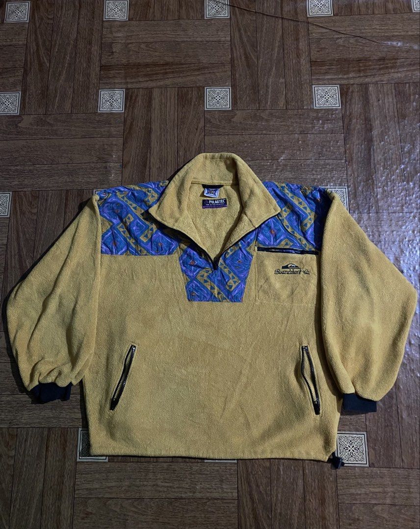 Vintage quicksilver half zip polartec jacket (Category: Coats, Jackets and Outerwear) located in Puerto Princesa. Submitted by zeallion.b850aa (Listing ID 1462611197, Image 1). Description: .