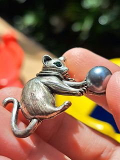 (Category: ) located in . Submitted by jsthrift002591 (Listing ID 1462544408, Image 1). Description: .