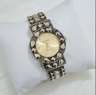 (Category: ) located in . Submitted by vintagewatchestreasuresph (Listing ID 1462590804, Image 1). Description: .