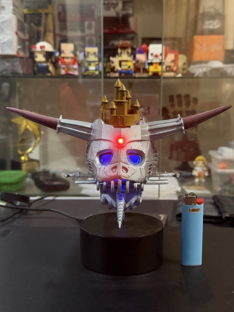 Voltes V Skyrook (Category: Vehicle & Diecast Models) located in Makati City. Submitted by jedanganan (Listing ID 1462629073, Image 1). Description: Voltes V Skyrook Working lights (9 volts battery) Selling for P1k (bought at P2.5k).