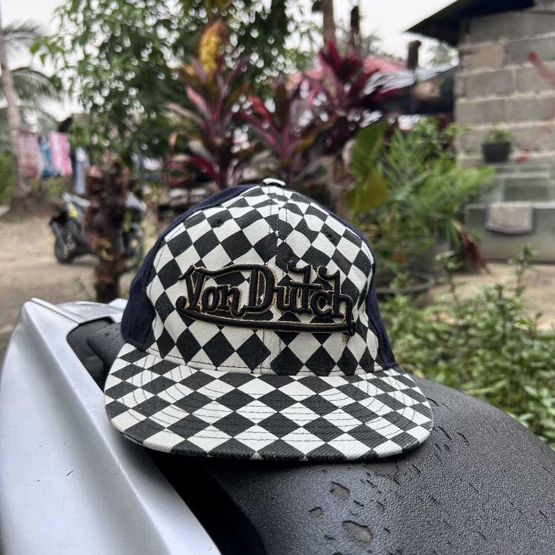 Von Dutch Close cap (Category: Activewear) located in Butuan. Submitted by handpick8600 (Listing ID 1462559093, Image 1). Description: Want to sell! Von Dutch Close Cap FULL CAP ( 7⅜ OR 59CM) BLACK AND WHITE COLOR CHESSBOARD DESIGN 📍Butuan City, Agusan Del Norte 8600.