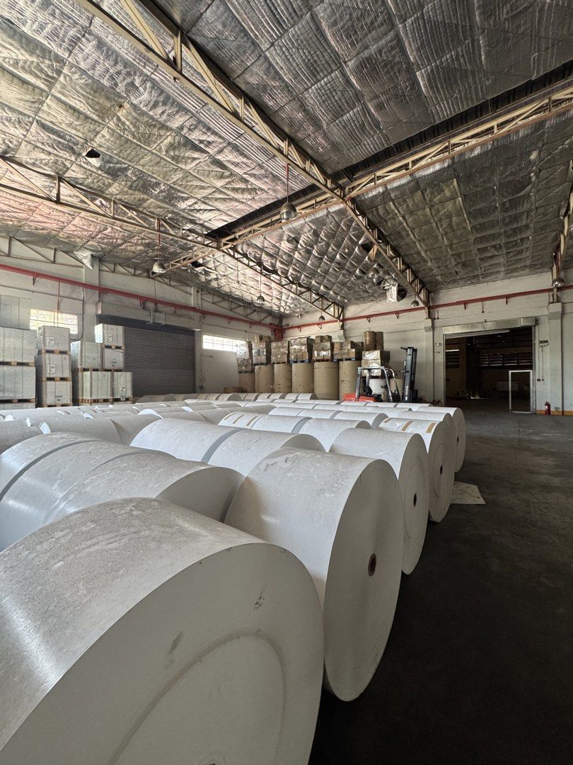 WAREHOUSE FOR LEASE BINAN LAGUNA (Category: Commercial) located in Paranaque City. Submitted by nicolo.remaxprimeph (Listing ID 1462472442, Image 3). Description: WAREHOUSE FOR LEASE 📍Biñan, Laguna Total Lot Area: 4,139 sqm Floor area: Approx 4,000 sqm Loading docks Manufacturing/Storage Facilty Office Mezzanine Inside an industrial park Rates: Warehouse: P250/sqm /month VAT ex Photos: https://photos.app.goo.gl/swmNVEDY5k5s8EwDA .