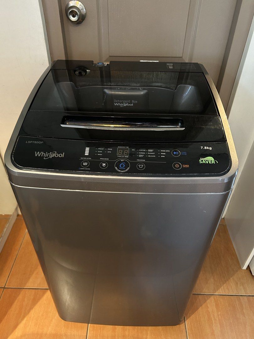 Whirlpool 7.8 kg Fully Automatic Washing Machine (Category: Washing Machines and Dryers) located in Manila. Submitted by marieivylou88 (Listing ID 1462546397, Image 1). Description: Capacity: 7.8 kg Type: Fully Automatic Top-Load Washing Machine Color: Gray/Silver with Black Glass Lid Technology: 6th Sense Energy Rating: Energy Saver.