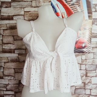 (Category: ) located in . Submitted by stylewithnics (Listing ID 1462630122, Image 1). Description: .