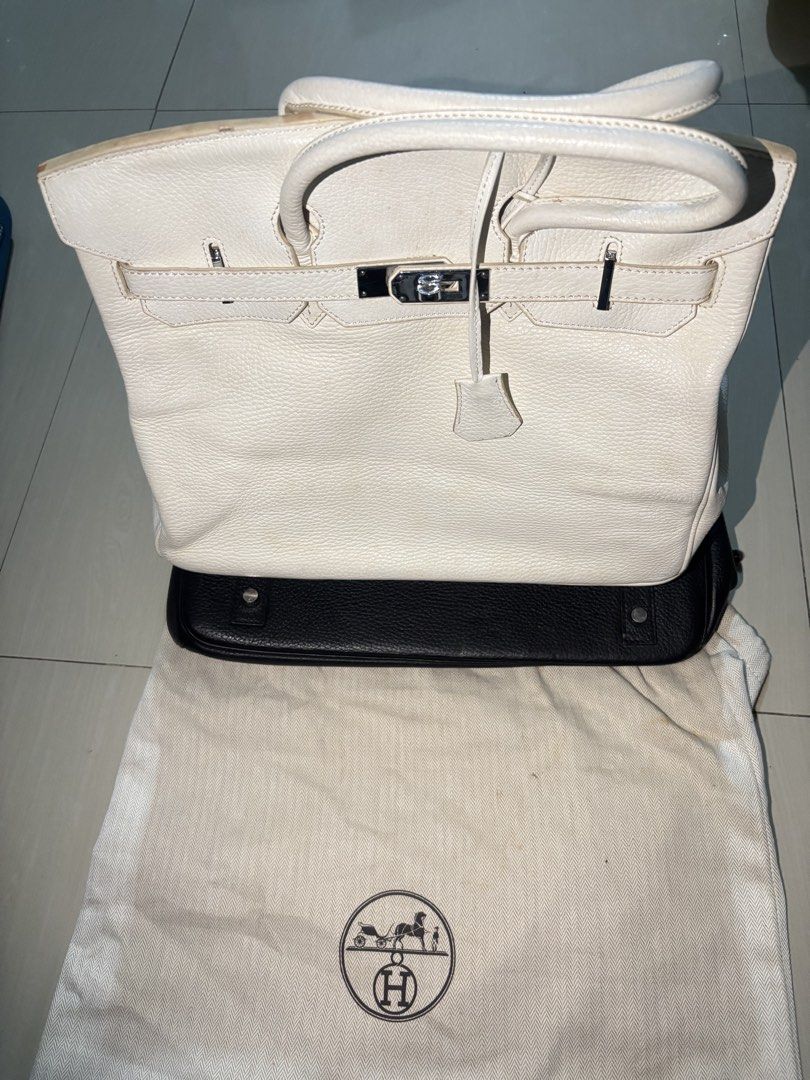 White Hermes birkin bag (Category: Luxury Bags & Wallets) located in Manila. Submitted by kingblaize (Listing ID 1462639267, Image 1). Description: It features the signature Birkin silhouette with a foldover flap, dual rolled top leather handles, and a horizontal leather belt strap.