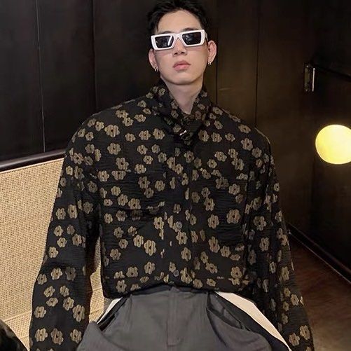 WILLIAM LOOK Floral Oversized Button Down Shirt (Category: Formal Shirts) located in Quezon City. Submitted by munchandsnore (Listing ID 1462552426, Image 3). Description: See more photos for close-ups and actual measurements.