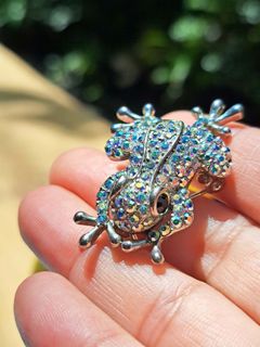 (Category: ) located in . Submitted by jsthrift002591 (Listing ID 1462543395, Image 1). Description: .