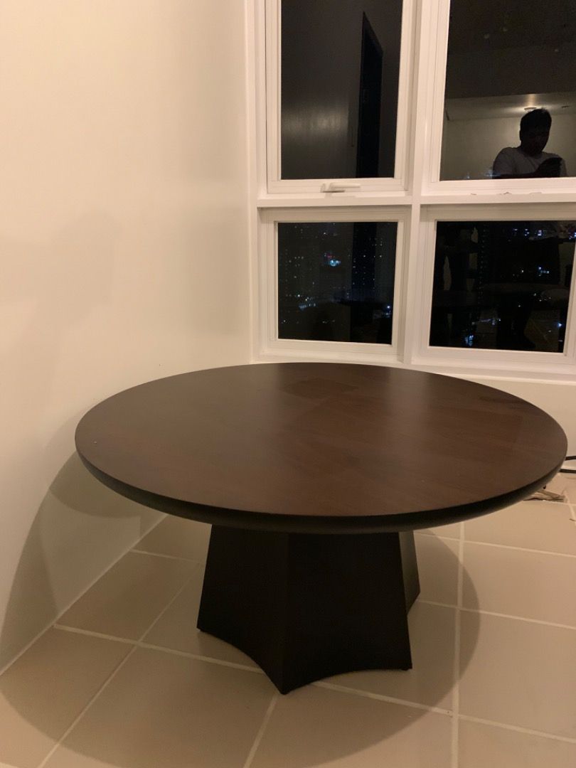 Wood center table (Category: Tables & Sets) located in Manila. Submitted by rmaraaa (Listing ID 1462508517, Image 1). Description: rfs: too big size: 36 inches (round table) sf shoulder by buyer.