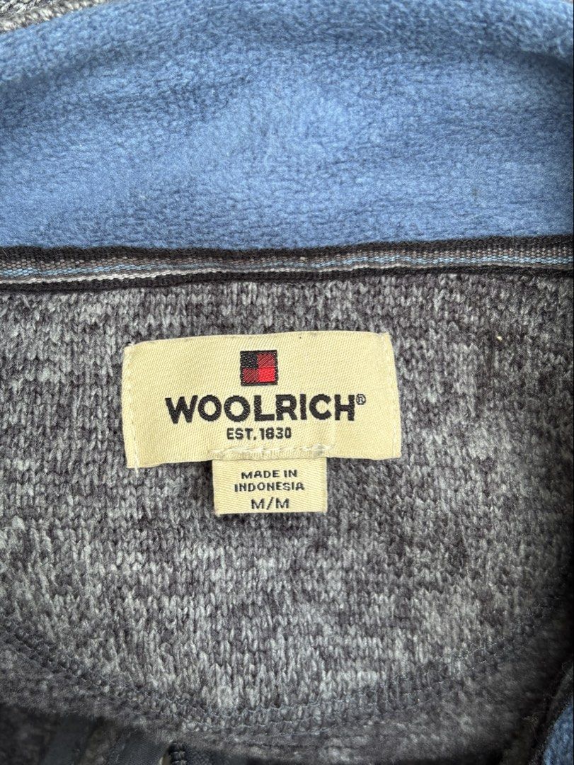 WoolRich Quarter Zip Fleece Jacket (Category: Coats, Jackets and Outerwear) located in Bacolod City. Submitted by keel_08 (Listing ID 1462565353, Image 3). Description: 21.5 W 28.5 L Good condition M on tag + shipping fee.