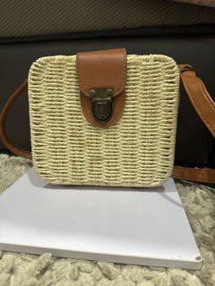 (Category: ) located in . Submitted by aisya9012 (Listing ID 1462516190, Image 1). Description: .
