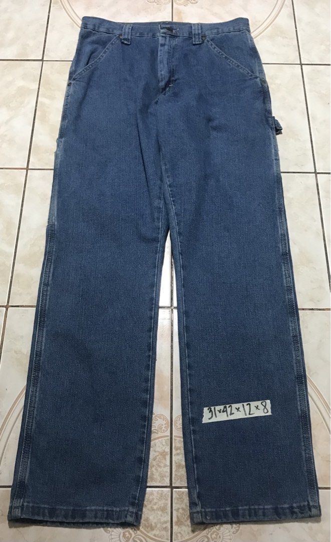 Wrangler - carpenter pants (Category: Jeans) located in Manila. Submitted by avecillaa57811 (Listing ID 1462639022, Image 2). Description: W - 31 L - 42 Thigh - 12 Lo - 8.