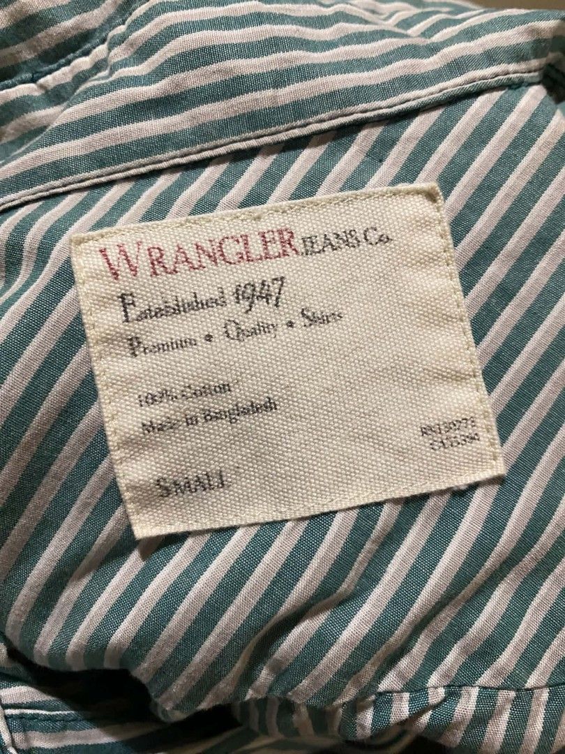 Wrangler stiped long sleeves (Category: Formal Shirts) located in Manila. Submitted by onceandagain_b717c2 (Listing ID 1462611848, Image 2). Description: .