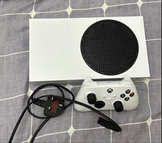 （分類：）位於 。 由 hyewonator 提交（商品編號 1462630001，圖片 1）。簡介： 。