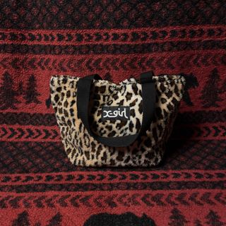 (Category: ) located in . Submitted by piecesgarments (Listing ID 1462549404, Image 1). Description: .