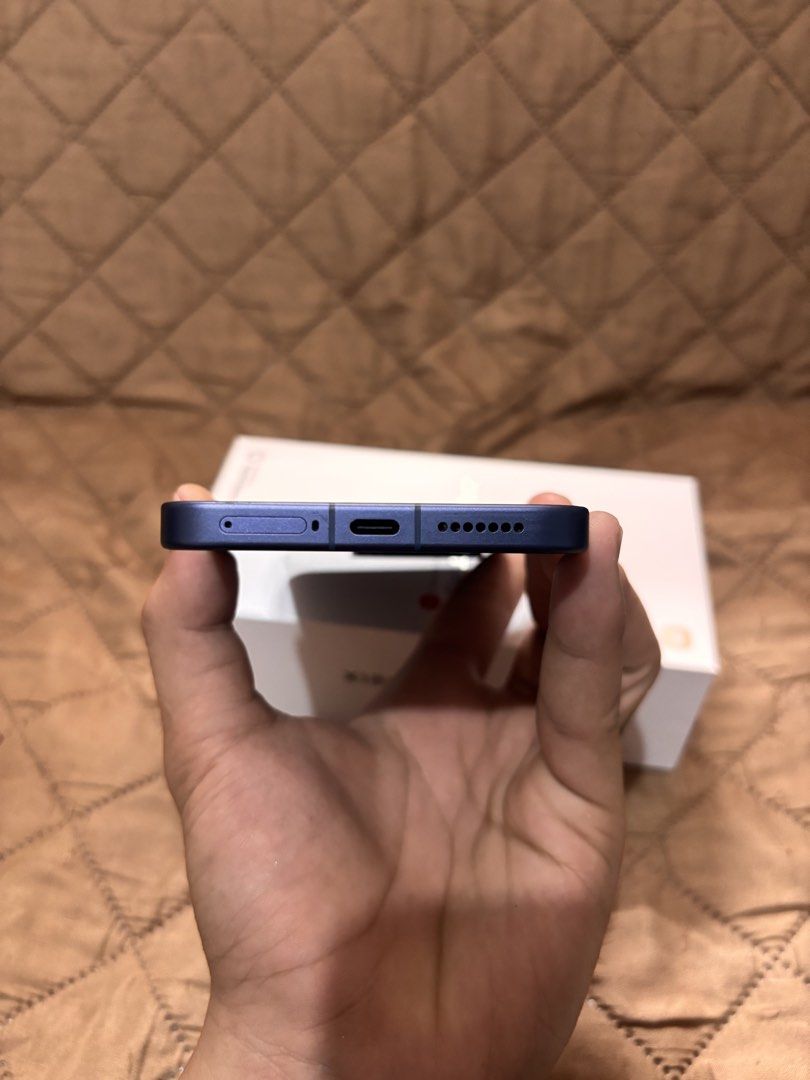 Xiaomi 17T Pro (Category: Xiaomi) located in Antipolo. Submitted by namiquinn (Listing ID 1462477857, Image 3). Description: Xiaomi 17T Pro 12GB RAM 512gb ROM 2mos used almost brandnew Complete with box 42,000.00 For sale Or swap sa Legion Go Z1 Extreme 2TB W/ Accessories.
