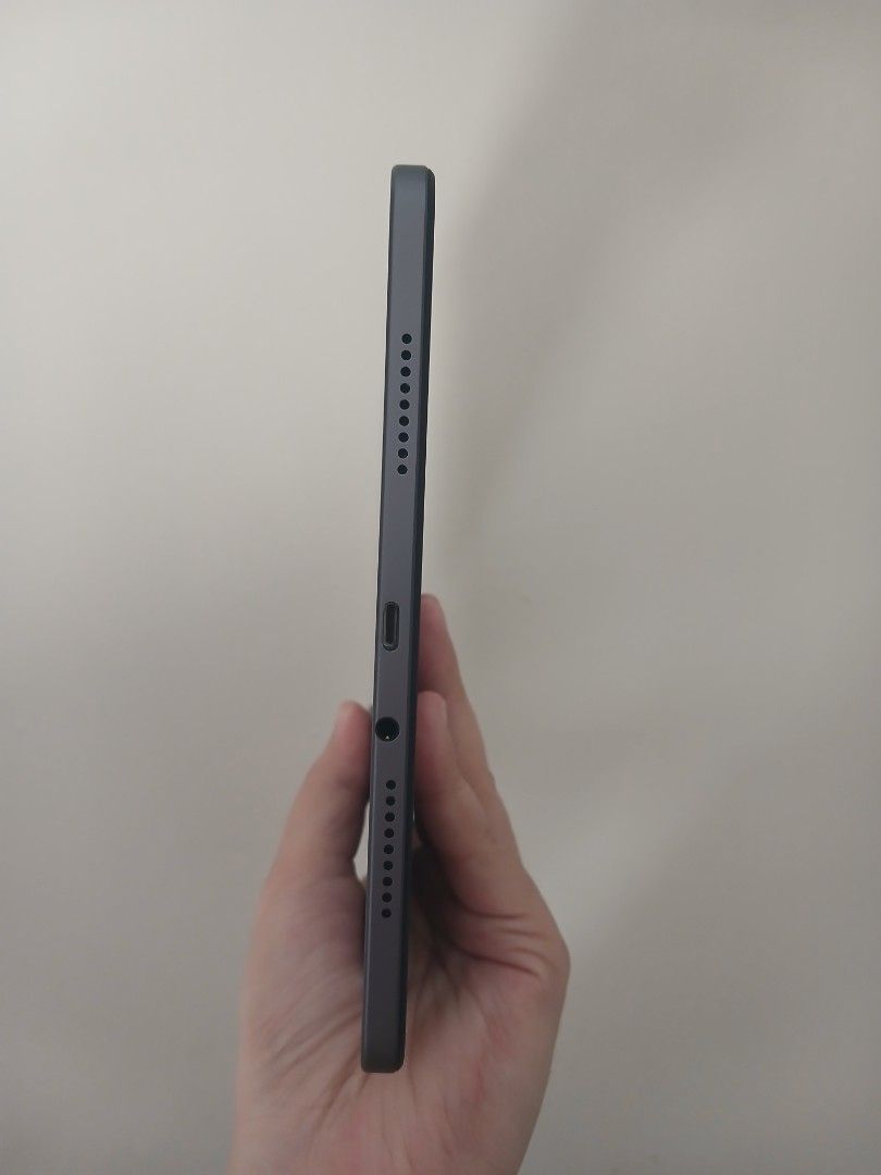 Xiaomi Redmi Pad 2 (Category: Android) located in Caloocan City. Submitted by amrgnz (Listing ID 1462487300, Image 3). Description: Xiaomi Redmi Pad 2 Price: 10.5k 6/128gb Bought last July 5 for ESL Lady-owned Can check anytime Used for almost 3mos only With box, orig charger, smart case, pen RFS: upgraded to a laptop Meetup only (The Plaza Bagong Silang) North Caloocan.