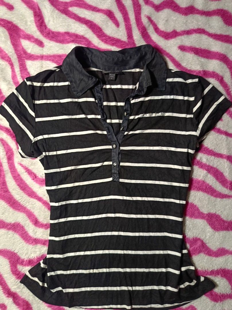 Y2k bebe striped Henley top (Category: Blouses) located in Binangonan. Submitted by uhwhynot (Listing ID 1462606135, Image 2). Description: .