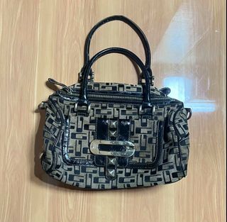 (Category: ) located in . Submitted by senggggg. (Listing ID 1462579616, Image 1). Description: .