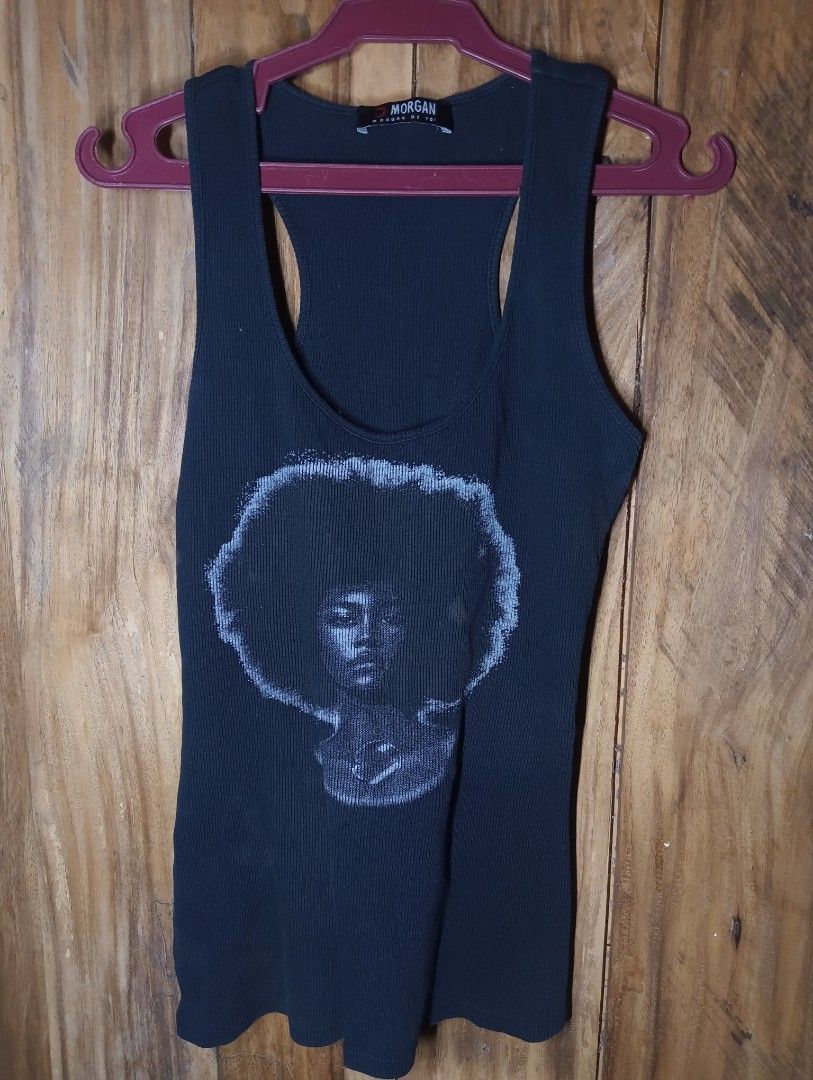 Y2K MORGAN DE TOI TOP (Category: Sleeveless) located in Mati. Submitted by randomfindph.22 (Listing ID 1462472477, Image 1). Description: IDK KUNG KASAMA SA DESIGN YUNG BLEACH STAINS SIZE SMALL TO XS DM.